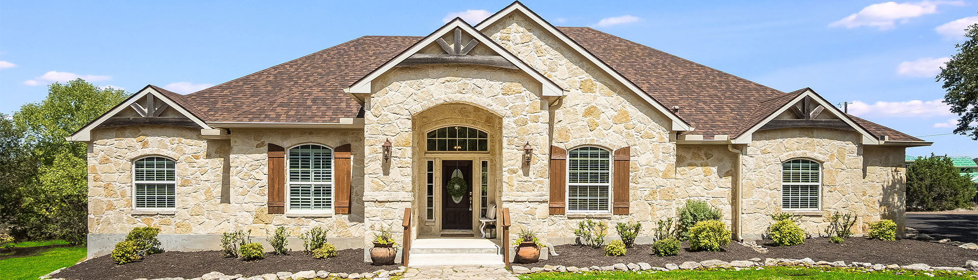 Windmill with solar pannel