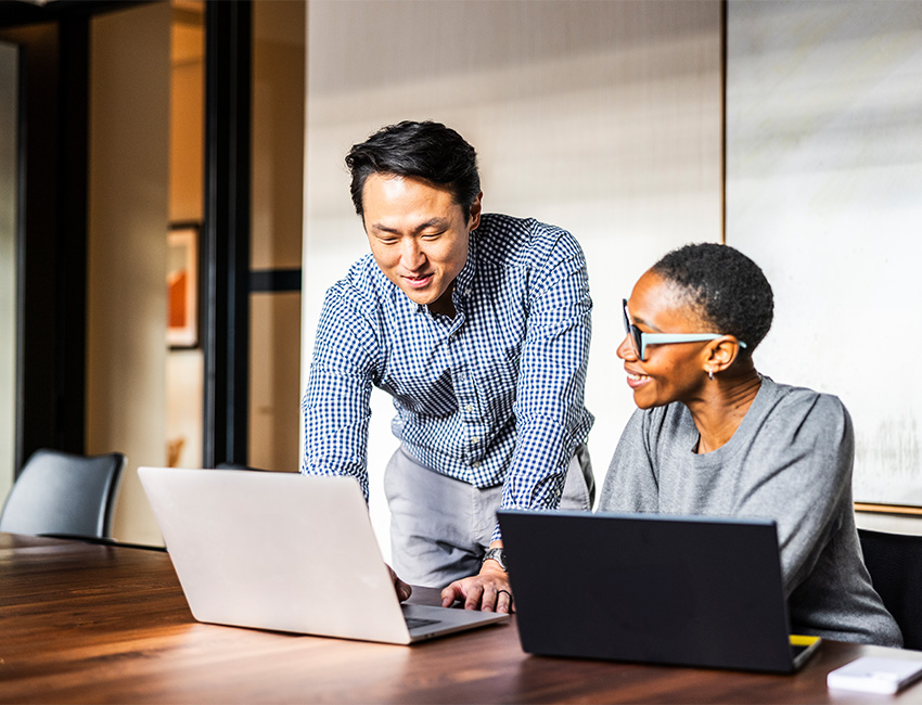 People working laptop