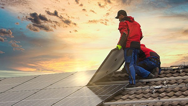 solar roof installation thumbnail